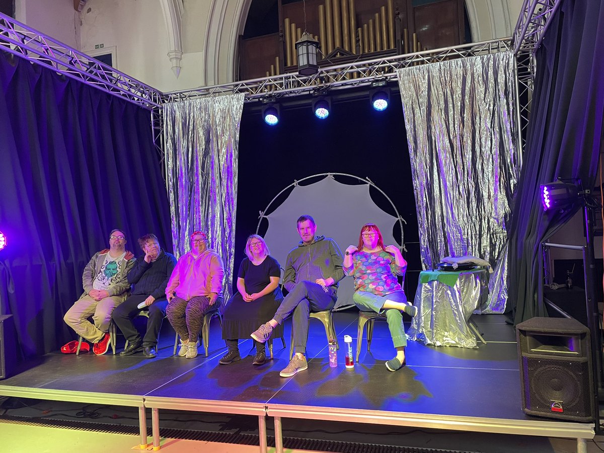 HeadwayArts's tweet image. ‘Earthlings’ rehearsals today. Exploring onstage aesthetics through our unique bodies #MagicRealist #BeautifulDifference show opening #ComeOnDown Festival on Tuesday @ace_thenorth @ace_national @TNLUK @CFTyneWearNland @NlandTogether @disabilityarts