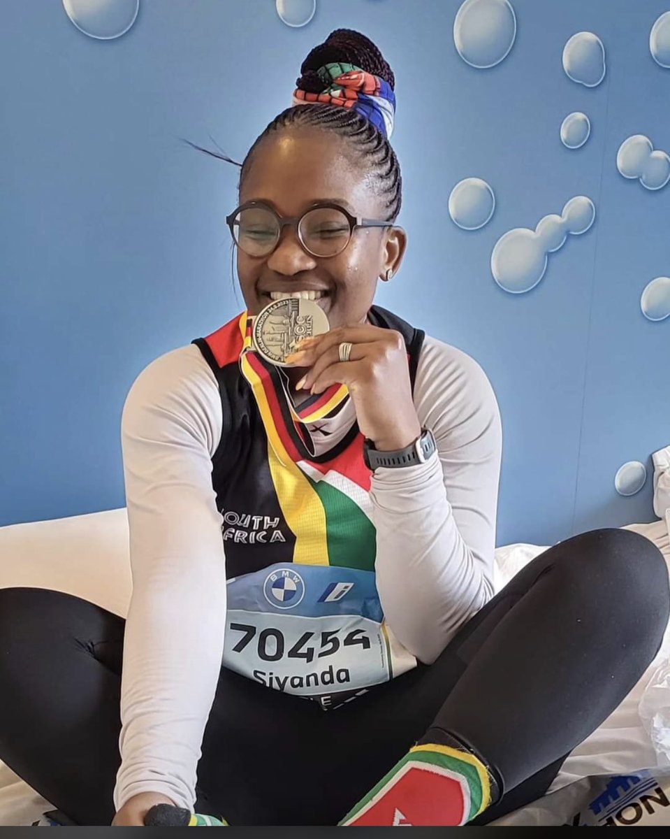 MidrandCrew's tweet photo. Congratulations to our fellow Crew members Gugu and Siya on completing their Berlin marathon on Sunday. Sithi halala 

#RunningWithTumiSole #FetchYourBody2023 #FetchYourFitness #Midcrew #MarathonqualifierSeason https://t.co/m1FLQFwTde
