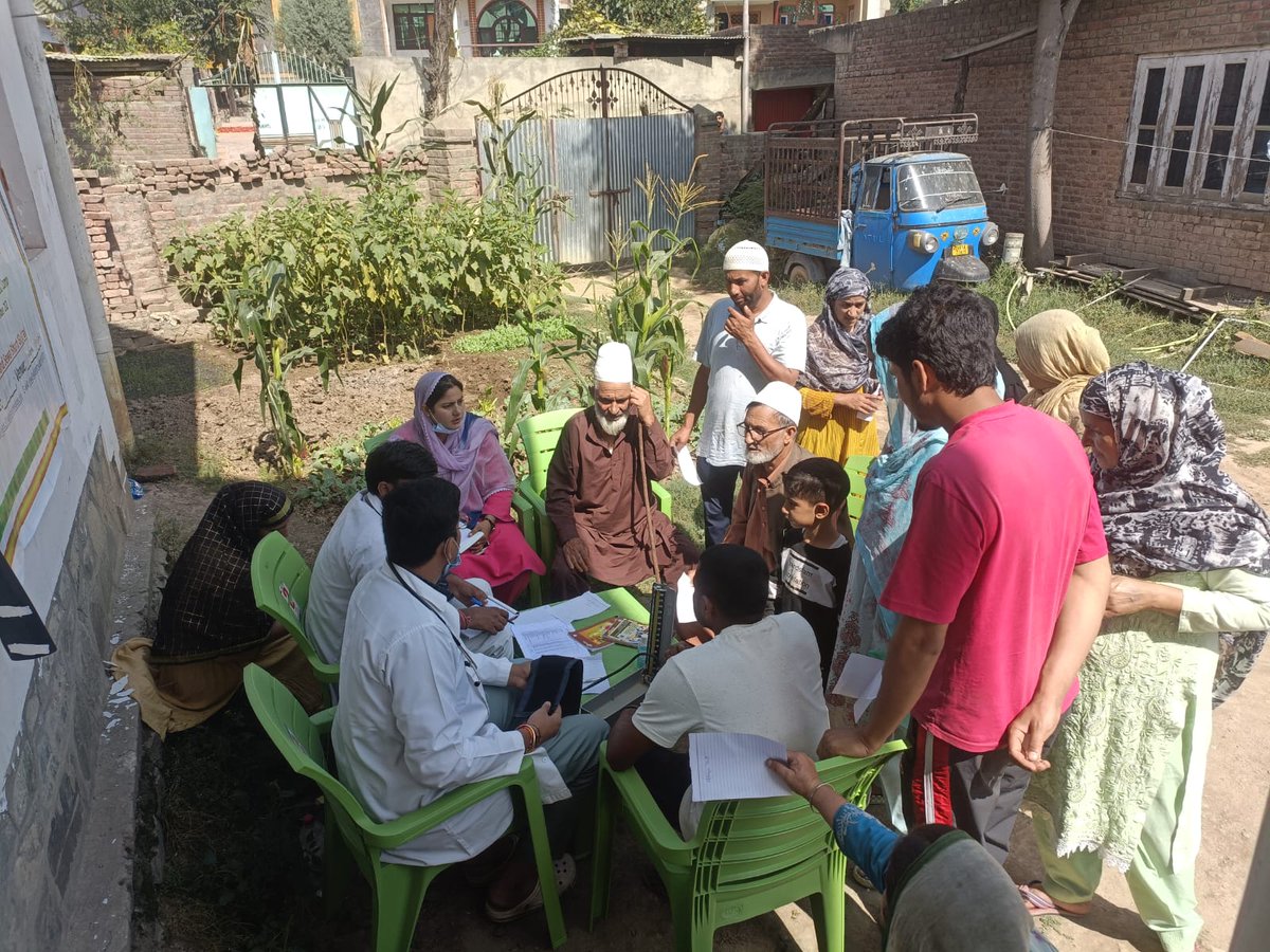 नवमी वार्षिक ऋषि कश्यप स्वस्थ्य सेवा यात्रा २०२३ कश्मीर
३ दिवसीय बहुसंखिये चिकित्सा शिविर 
कश्मीर के ०८ जनपद, १५ मंडल , ४५ ग्राम
२० से  २२ -०९-२०२३   
चिकित्सा टोली- १५ , चिकित्सक संख्या- ४५ (०९ स्थानीय ) कार्यकर्ता टोली- १०० 
 लाभार्थी लगभग- ४५००
<a href="/NMOBharat/">National Medicos Organization</a> @NMO_Kashmir