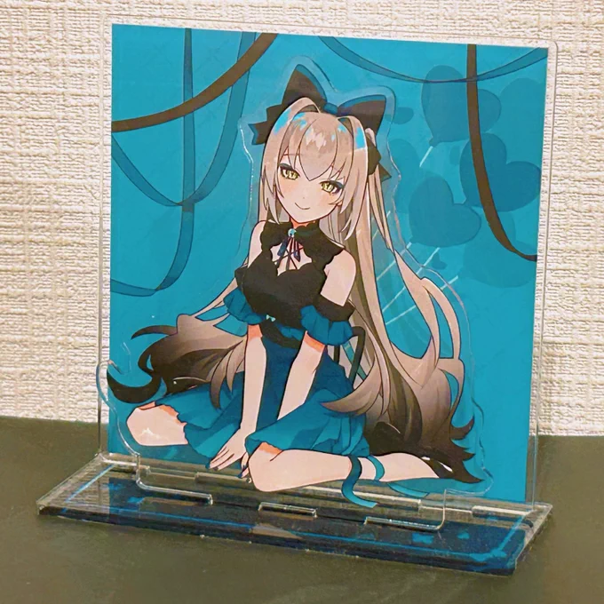 ⋆⸜ 𝐇𝐚𝐩𝐩𝐲𝐛𝐢𝐫𝐭𝐡𝐝𝐚𝐲 ⸝⋆誕生日記念グッズ発売中· · • • • • • • · ·· · • • • • • • · ·アクリルジオラマのサンプル̆̈立体的でとっても可愛い( ⸝⸝ᵕᴗᵕ⸝⸝)台座も描いてもらったのです9月30日まで!▽ こちらからチェック 