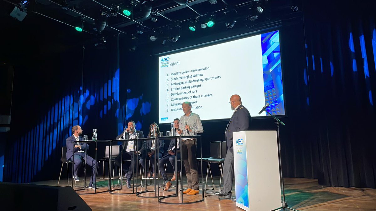 AVERE_EU's tweet image. Fire safety is a key issue for road transport, and as we #JoinForcesfor2035, we need to see how it will be implemented as we transition to mass #emobility. 

This is the topic of the ongoing panel at AEC 2023