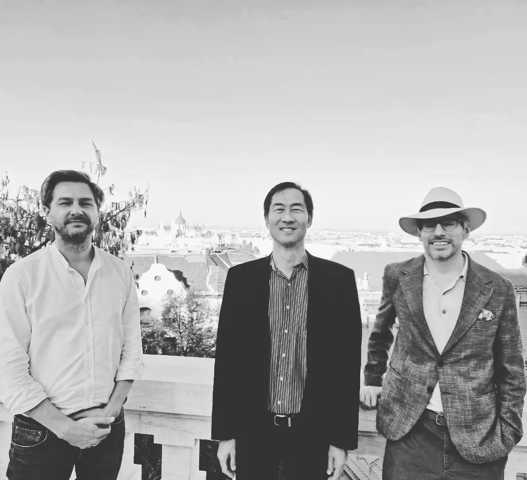 DusenburyDavid's tweet photo. Great conversation with Prof. David Pan yesterday on "different cosmopolitanisms", west &amp; east; on how they might collide; &amp; on how cultural "translation" can help us in perilous times. New episode of the Buda Hills Podcast out soon.
@BudaHills @InstituteDanube https://t.co/bFlgHNb3AC