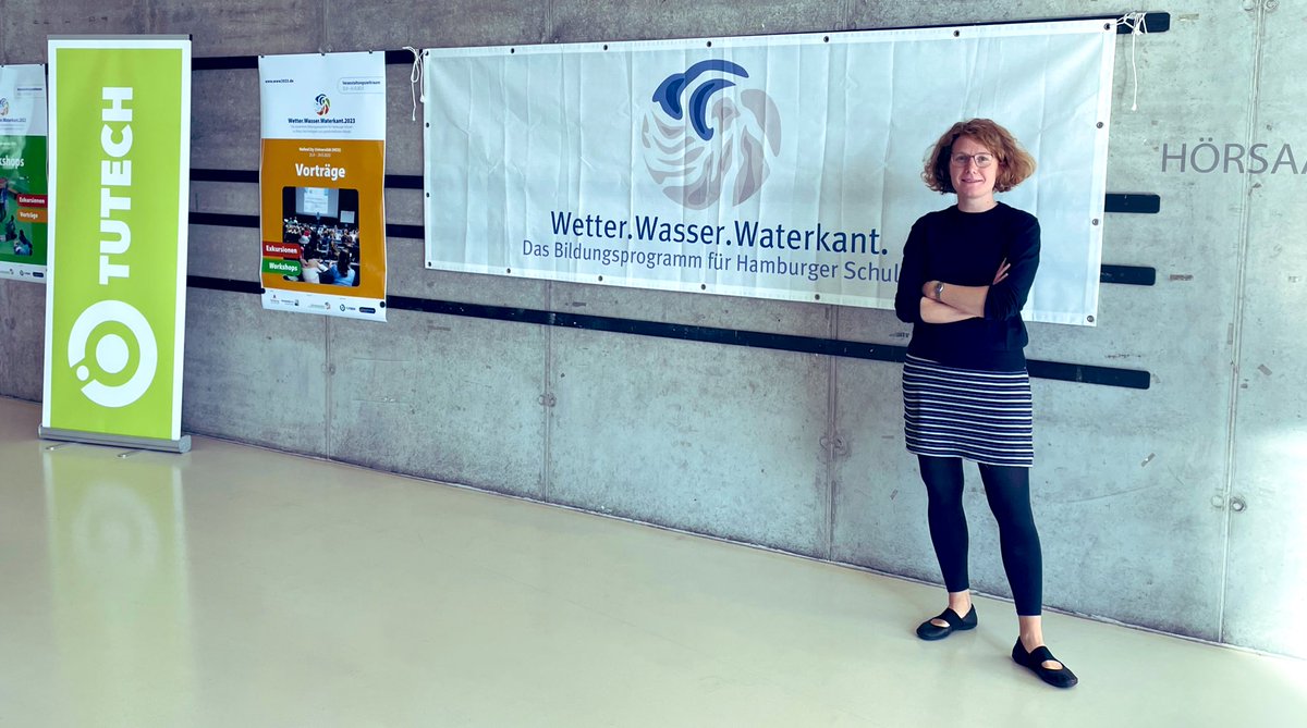 n_treu's tweet photo. Gerade mit 80 Schüler:innen beim Wetter.Wasser.Waterkant.2023 Bildungsfestival über #Systemwandel diskutiert. Die Debatte zu Veganismus war motiviert, die zu Autofahren teilweise hitzig –ich konnte spüren, was die jungen Menschen umtreibt und dass sie sich austauschen wollen. https://t.co/fQ4lUvpnrO