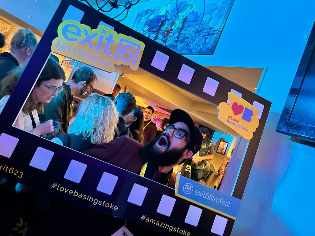 That awards party though… 🏆🥳🥂🍻

Shout out to Richard O’Hare (DOP of The Heritage) for winning the #exit623 Last Filmmaker Standing award!