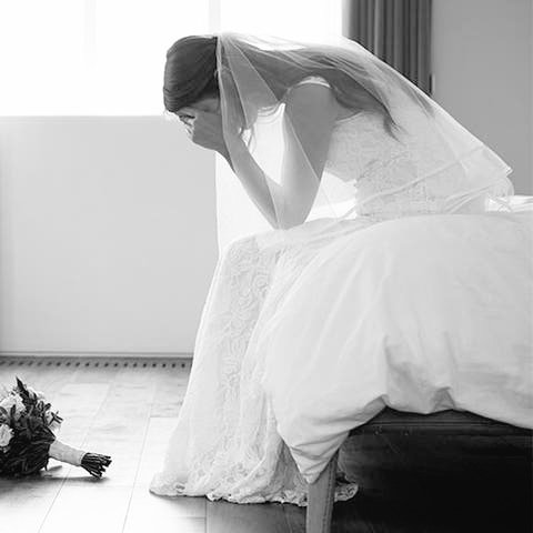 Cut off STRESS.. on ur wedding 💒 day.
It's either a wedding planner or u hire a coordinator that can help with all of the little details at the ceremony so you can just enjoy!

#FreezeGoodMoments
