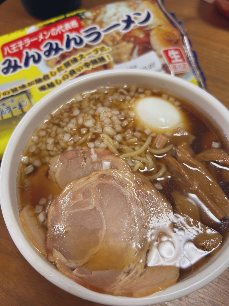 この前ラジオ出た時にラーメンの話したらラーメンもらった🍜
感謝と共にいただきます✨