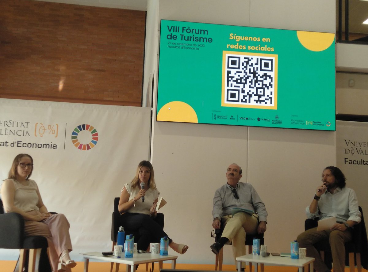En el #DiaMundialdelTurismo parlem de sostenibilitat en el sector turístic per part del professorat del <a href="/DepDirEmpUV/">Departament Direcció d'Empreses</a> al #ViiiForumTurismeVLC organitzat per la <a href="/fdeconomiauv/">Facultat d'Economia</a>