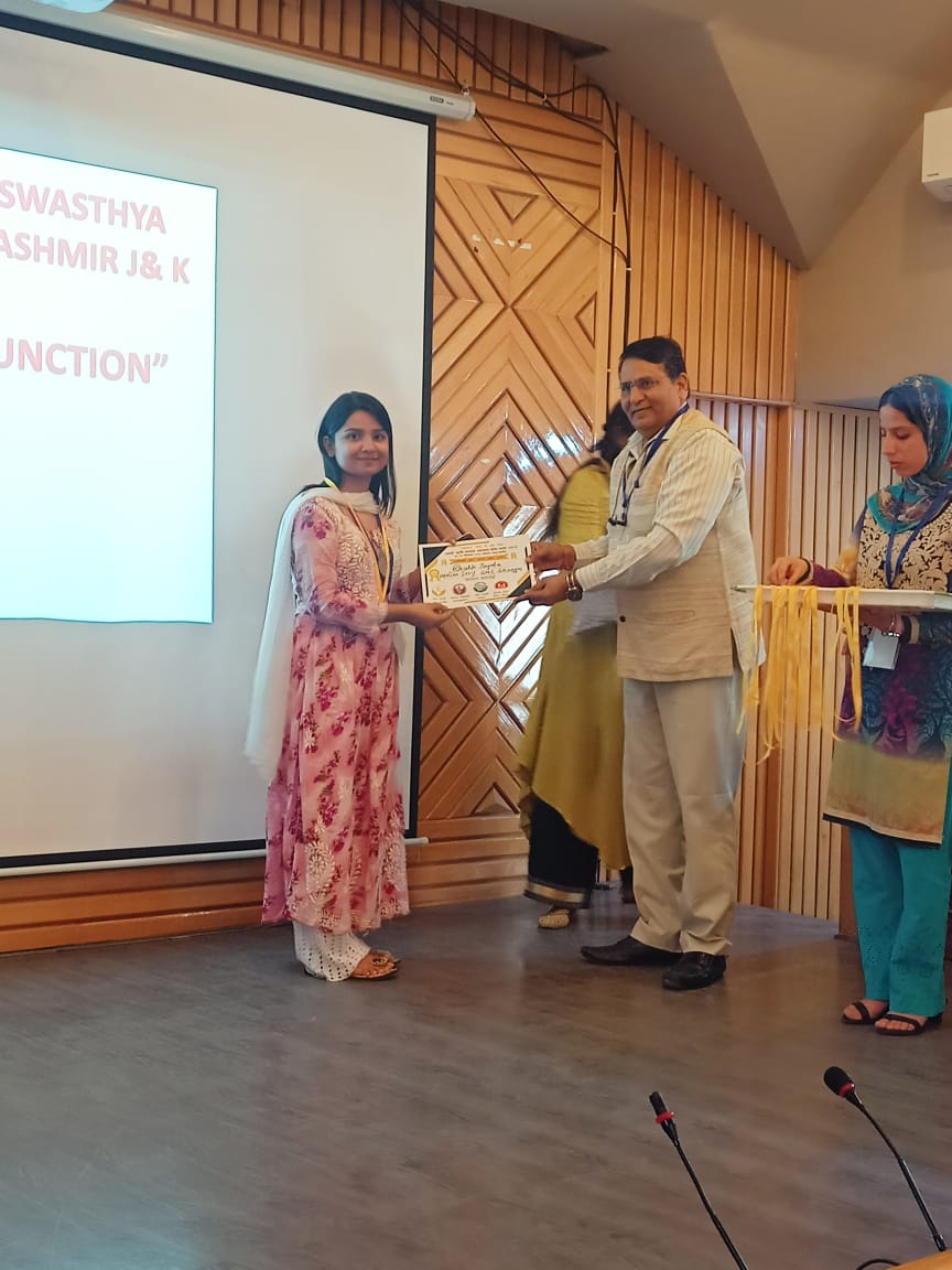 नवमी वार्षिक ऋषि कश्यप स्वस्थ्य सेवा यात्रा २०२३ कश्मीर 
समापन समारोह
<a href="/NMOBharat/">National Medicos Organization</a> @NMO_Kashmir #RKSSY2023Kashmir