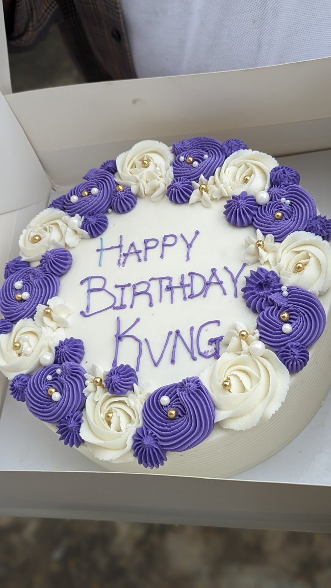 Ebun_mide's tweet photo. The brand!!! Let's get familiar
Check ALT also
The name: Epitome cakes
It's creations: all types of cake,decorated and plain
How to reach out: 08173372885 on WhatsApp
Thank you🥂🥂🥂 https://t.co/vZE1T6LM9Q