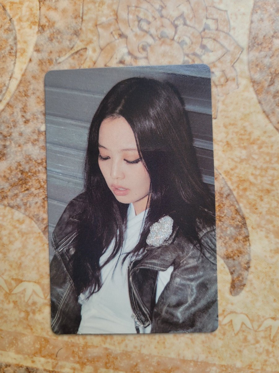 yangyang_hill's tweet photo. 본핑크 위버스 당첨자 포카 한정판 제니 블랙핑크 블핑 양도
bornpink weverse fansign photocard jennie

제니 40.0 -> ‼️ 25.0 ‼️

지수 ❌️ 리사 ❌️ 로제 ❌️ 판완

하자 있음

모든 인증 가능
 
#jisoo #jennie #rosé #lisa #blackpink #photocard #weverse #fansign https://t.co/FDvjbHOs9m