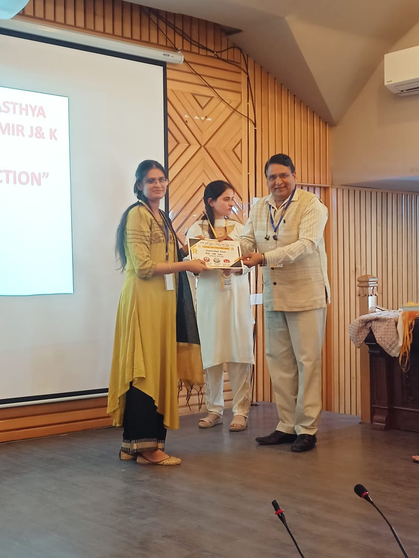 नवमी वार्षिक ऋषि कश्यप स्वस्थ्य सेवा यात्रा २०२३ कश्मीर 
समापन समारोह
<a href="/NMOBharat/">National Medicos Organization</a> @NMO_Kashmir #RKSSY2023Kashmir