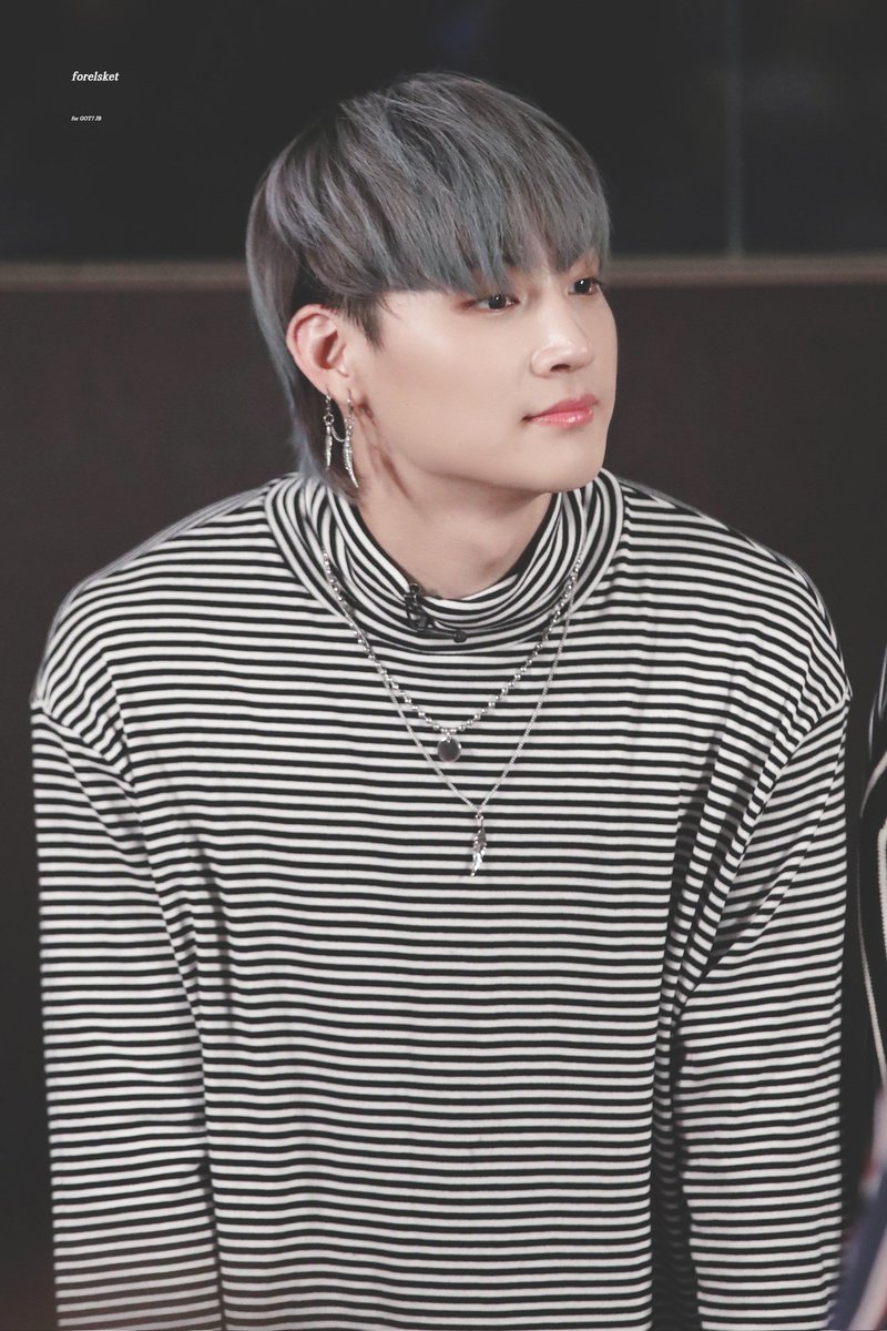 YingLadyrot's tweet photo. •Def. - about you ~•• ญญ หัวใจอิมแจบอม คิดถึงนะเธอ 🍃🌴🍂
I've been thinking about you baby
숨 막힐듯한
우리의 추억이 밀려오곤 해
I've been thinking about you baby
가끔씩 난
너의 생각에
잠 못 들곤 해
▶️https://t.co/cX1NWUJqJX
#Def #AboutYou_Def
#JAYB @jaybnow_hr https://t.co/UlBBukCYDA