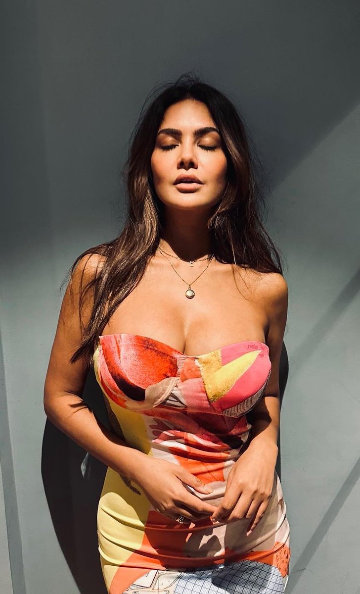 F7BbTgfWIAUdD4a?format=jpg&name=medium