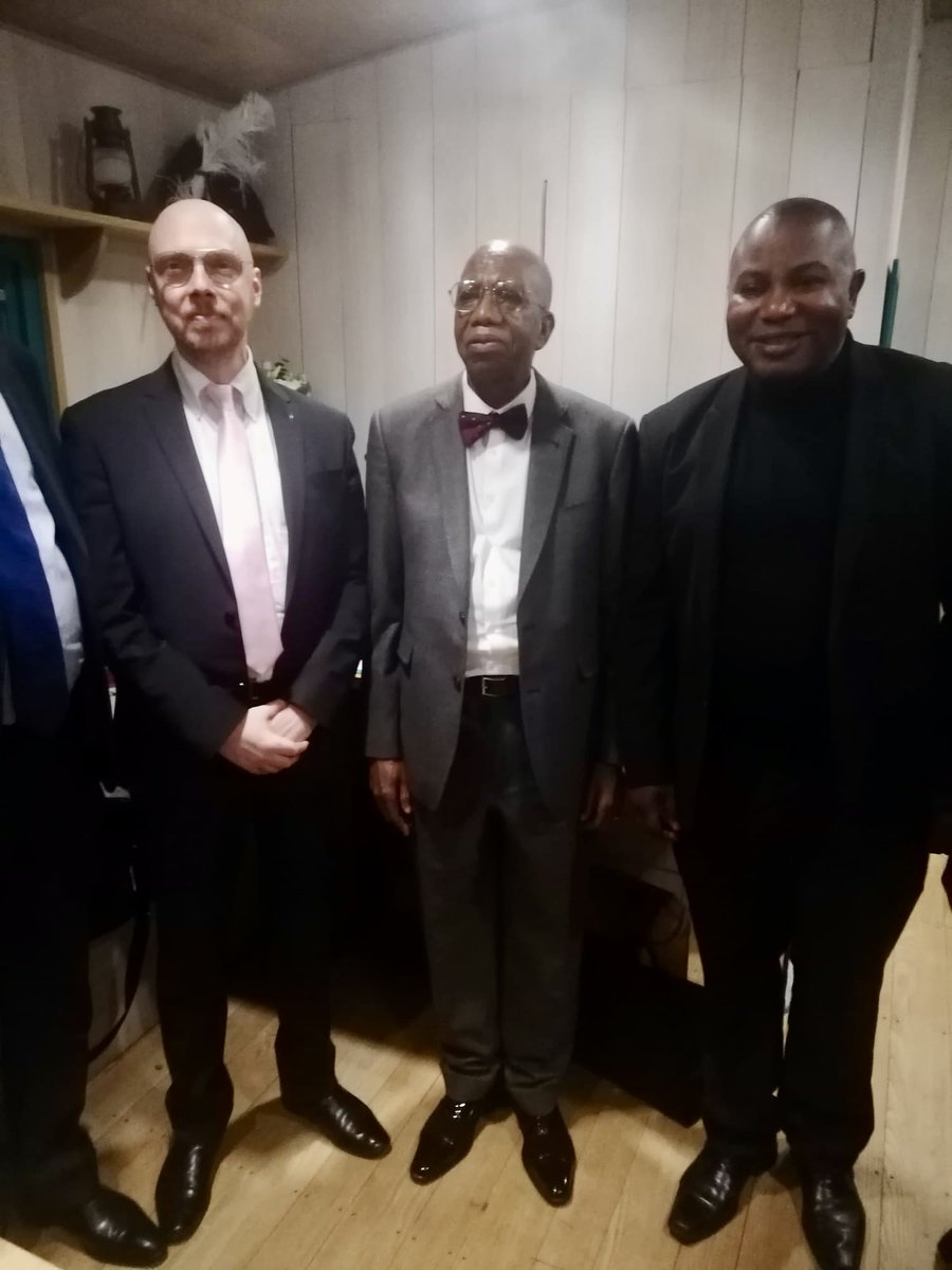 UfalOrleans's tweet photo. Le président de l’UFAL Orléans est intervenu devant une délégation officielle de la République du Congo en visite en France pour observer les méthodes et pratiques en matière de traitement de la délinquance des mineurs. https://t.co/VqX0Up3Q7T