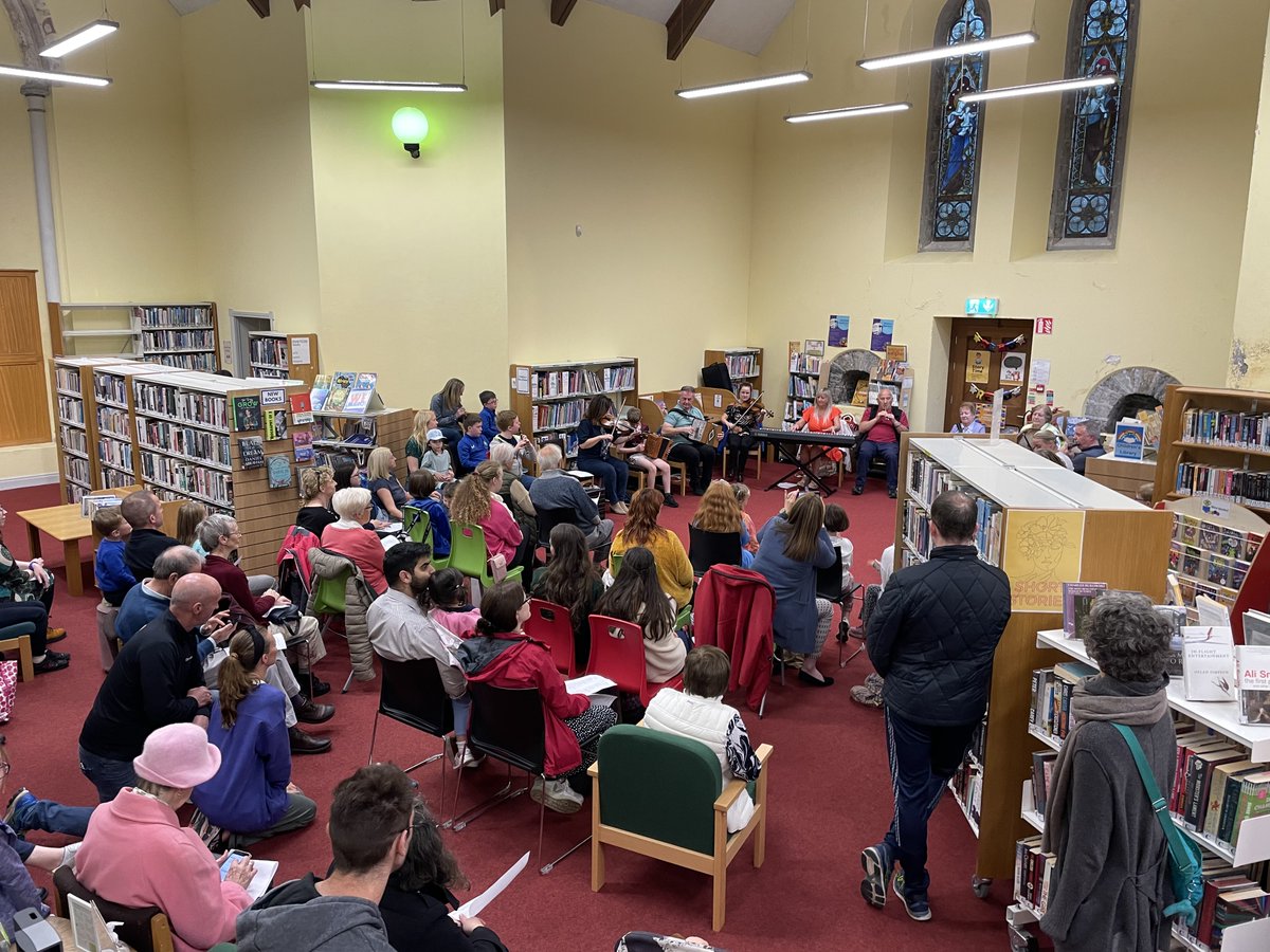 We had a wonderful #CultureNight last Friday in Oranmore Library! Full of music and song from fantastic musicians both young and old! #LiveMusic #TradMusic @LibrariesGalway @LibrariesIre @CultureNight @galway_culture @Comhaltas