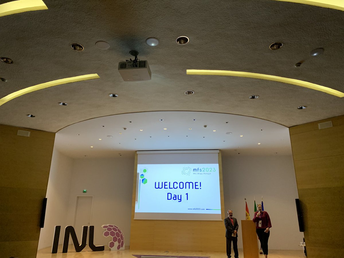 francesca_peiro's tweet photo. After the 20th edition of the International Microscopy Conference in Busan #IMC20, now, Microscopy at the Frontiers of Science in Braga.
Two amazing conferences full of inspiring talks. @LENS_UB contributes with very recent results on materials science @Elecmi_ICTS @ccitub @In2Ub https://t.co/8NICAYbyRb