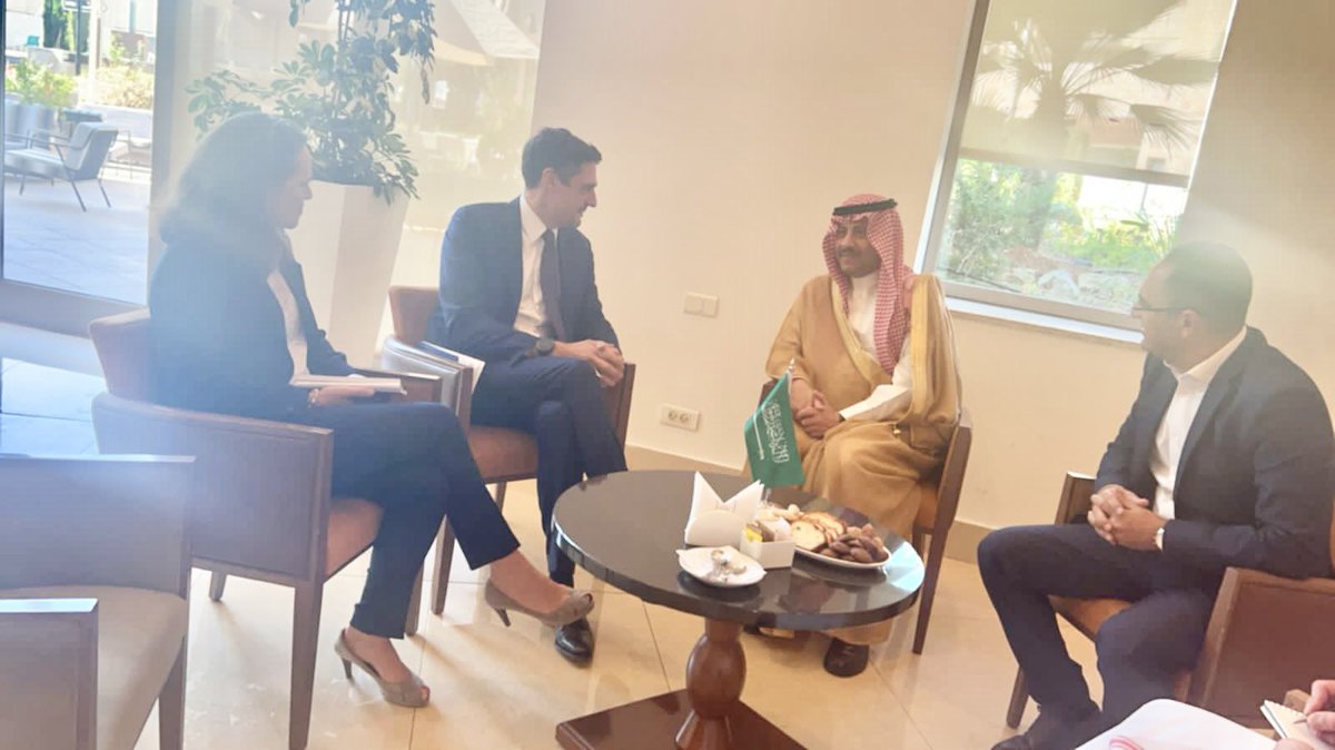 سياسي / السفير السديري يلتقي ممثل الإتحاد الأوروبي لدى دولة فلسطين spa.gov.sa/link/JCQe via <a href="/SPAregions/">واس العام</a>