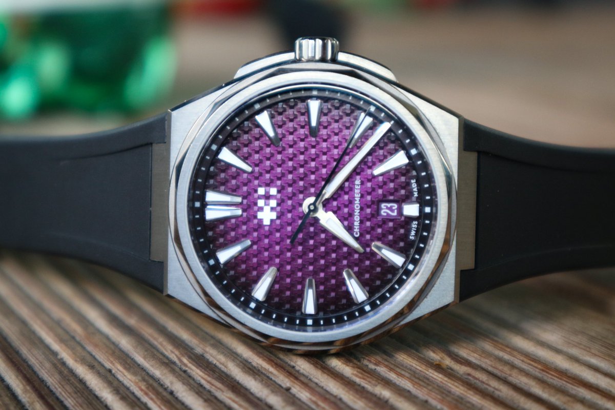 Liking a purple dial watch was not what I expected…

The SS on a strap is £850. I struggle to think of a watch I have tried that offers such value for money.

Two negatives so far - power reserve and it might be so good it lacks emotion. 

#christopherward #watches