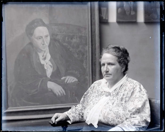 LAGORADESARTS's tweet photo. Gertrude #Stein / Pablo #Picasso : la rencontre de deux radicalités artistiques qui vont nourrir la première avant-garde du XXe siècle autour du #cubisme, et irriguer la scène artistique américaine. https://t.co/ytUHCoIWsI https://t.co/bWOpFYmWbA