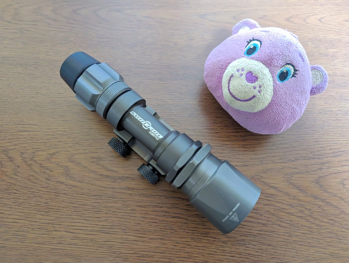 hg4eHPzmvVIEmWD's tweet photo. 今日のビクトリー🏆✨🦸(´-(ェ)-`;)♥️
SUREFIRE M951 WeaponLight✨🔦
Z32 ShockProofBezel,SW02 Tail Switch,MH90 ScoutLightBodyAssembly,M49 TumbScrewRailMount,LU60 HousingAdapter,P60 XenonBulbAssembly.
from@LmQmbqaTHKFvTCT♥
#SUREFIRE #M951 #Z32 #SW02 #シュアファイア https://t.co/EfEg8jbkP5