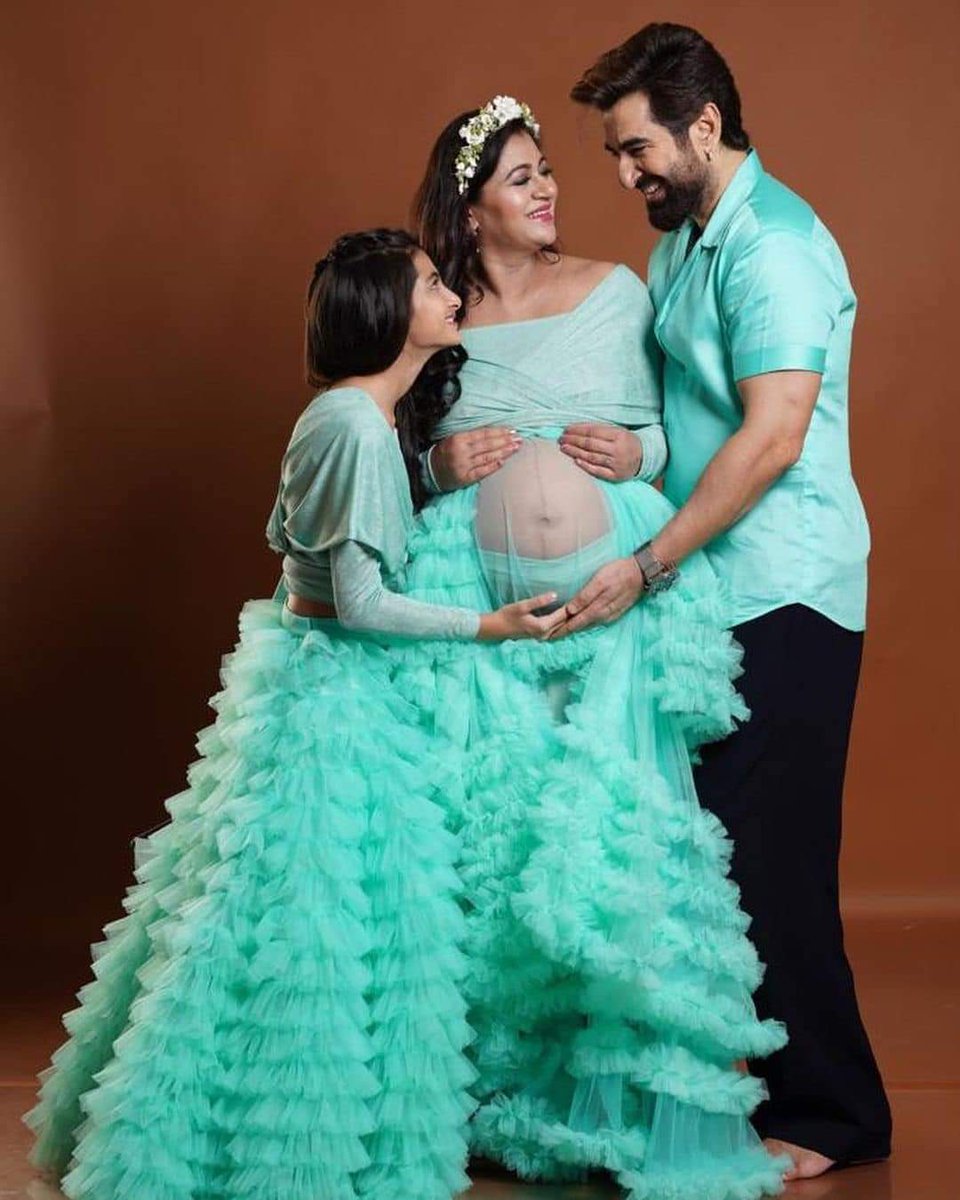 with_love_jeet's tweet photo. Wishing you both well in these upcoming months. We can’t wait to meet the little one!💐
@jeet30 #Mohna https://t.co/2jWMOENnjn