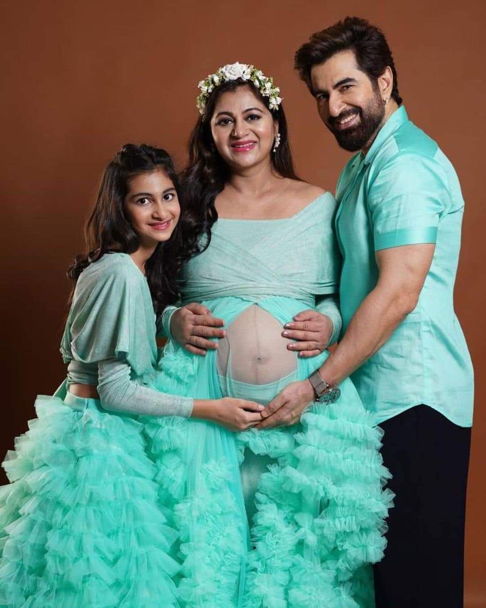 with_love_jeet's tweet photo. Wishing you both well in these upcoming months. We can’t wait to meet the little one!💐
@jeet30 #Mohna https://t.co/2jWMOENnjn