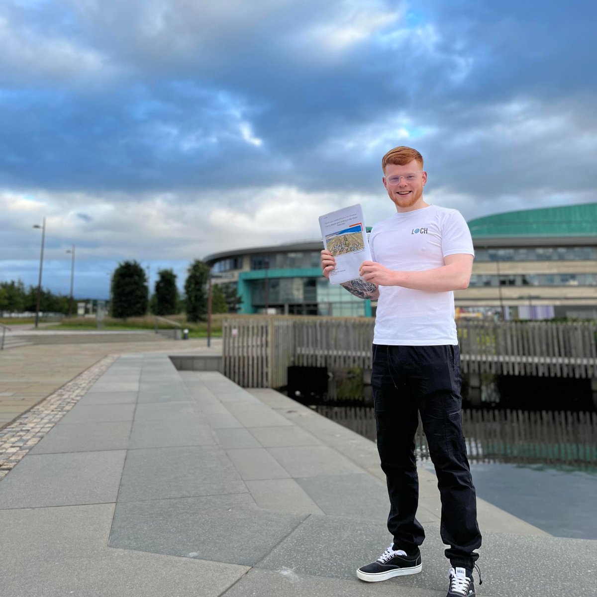 As part of #ScotClimateWeek we're sharing an inspiring story from #UHIGrad Drew Ferguson who explains why he chose to work for the planet and developed a #career around sustainability.  Read Drew's story 👉 tinyurl.com/mry76jw8 #ThinkUHI