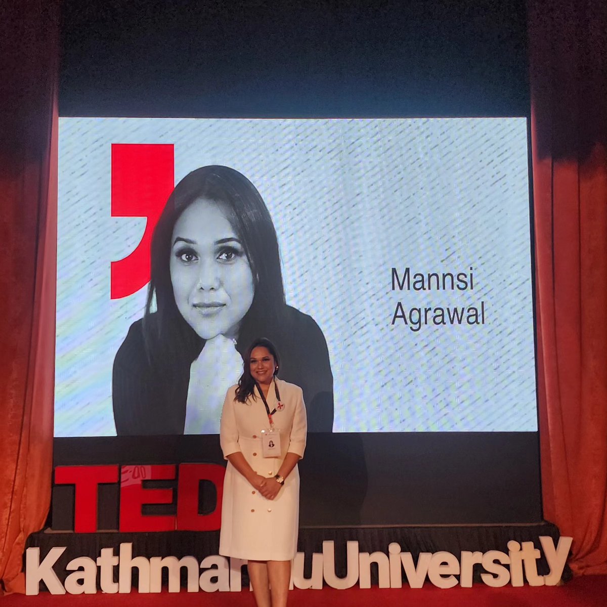 Overwhelmed!

Can't write a long post now.

That will happen another day.

But, I'm grateful.

#gratefulbeyondwords