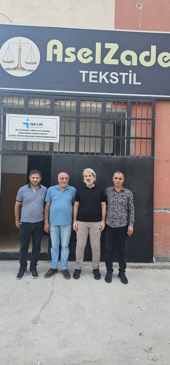 Aselzade Tekstil Firması sahipleri Bilal Yavuz ve İlyas Giden'i ziyaret ettik. Samimi ve sıcak ev sahipliği için kendilerine teşekkür ediyorum.