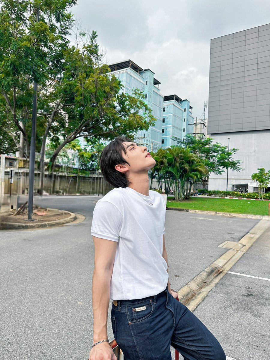 Bossckm_'s tweet photo. เป็นคนไม่ถือตัว ส่วนใหญ่ถือแต่แก้ว🥹

#Bosschaikamon #ShawtyBoss #BoNoh https://t.co/cfa6gtJx5s