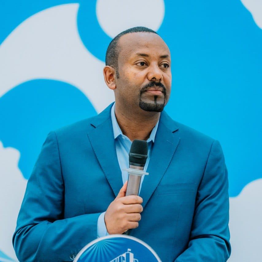 fanatelevision's tweet photo. Prime Minister Abiy Ahmed expresses #Meskel-#Demera Holiday best wishes 
#Ethiopia 
https://t.co/9A4JD6r9hy https://t.co/InefVLZJbW