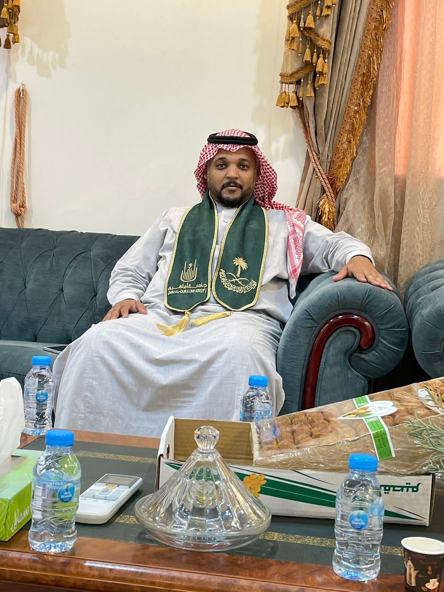 m_7esbah's tweet photo. ✨🇸🇦🇸🇦✨
جانب من احتفال المعهد العالي للأمر بالمعروف والنهي عن المنكر 
#نحلم_ونحقق 
#اليوم_الوطني93 
#جامعة_أم_القرى https://t.co/XxIofjQLL3