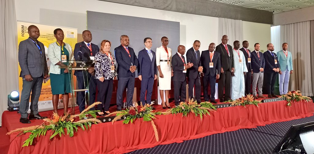 HClec's tweet image. Les caisses de dépôts se sont réunies à #Abidjan pr la 7ème conférence du @ForumCaisses. Un moment privilégié d&apos;échanges e/ ces institutions financières qui jouent un rôle central dans le #développement économique, social et environnemental de leurs pays
#investisseurdelongterme