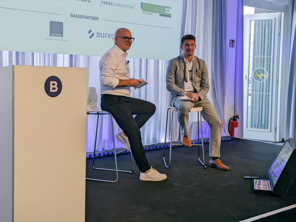 BANKINGCLUB tweet media