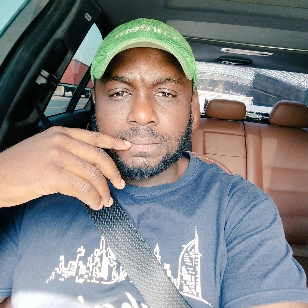 itshash1990's tweet image. On my way to work💯🤝
#codinglife 
#kotlindeveloper
#AndroidDev