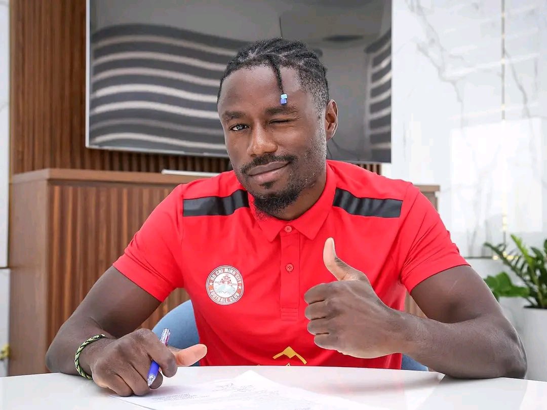 ActuFoot_'s tweet photo. À 31 ans, Paul-George Ntep s’est engagé au Ho Chi Minh City FC, au Vietnam. 🇻🇳 https://t.co/XY4ZQANUTs