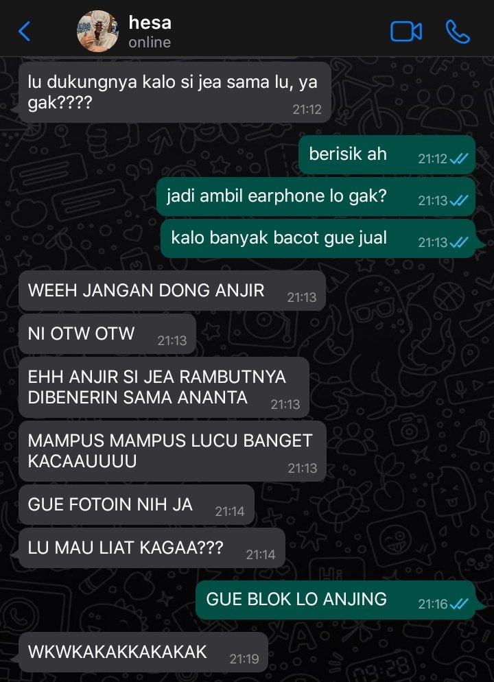 pillowsofii's tweet image. ; we can't deny 

– a mark lee few tweets au