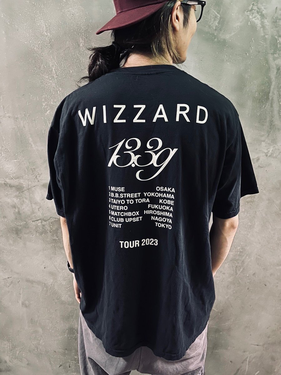 wizzard_fac's tweet photo. 🔺13.3g TOUR 2023 "AIR"🔺
オフィシャルツアーTシャツのデザインをやらせていただきました!
WIZZARDコラボTは明日販売開始となります❗️
是非チェックしてみて下さい。
@13_3g_official
#13_3g × #WIZZARD
#wizzard_fac https://t.co/kqdjCbdCMd