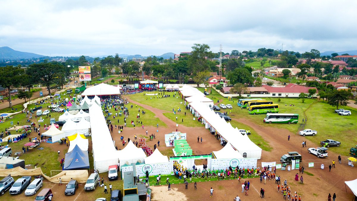 osmuganda's tweet photo. Aerial view of Boma grounds in #BunyoroRegion, where we have gathered to celebrate #WorldTourismDay23 and discuss ideas on promoting tourism
Utilizing #drone technology in the tourism sector, capturing beautiful aerial views, beautiful sceneries,...
Photo credit: @andy_kanshe https://t.co/XynbZhKJy9