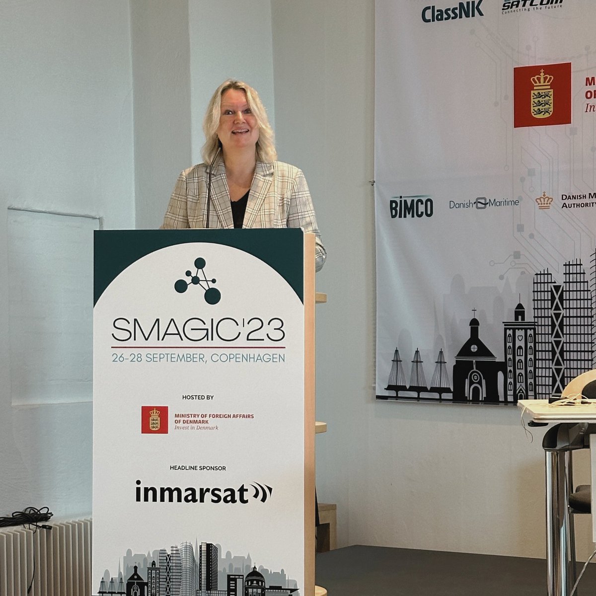 DirectorDKTrade's tweet photo. Great pleasure to open and co-host #SMAGIC together with @MaritimeSmart, @DMA_SFS, @DanishShipping, @DanishMaritime, #WISTADenmark, #BIMCO. Pleased to see so many representatives from the maritime industry discussing #greenfuel #greenshipping #maritimeinnovation #digitalisation https://t.co/zol8HDPcVY