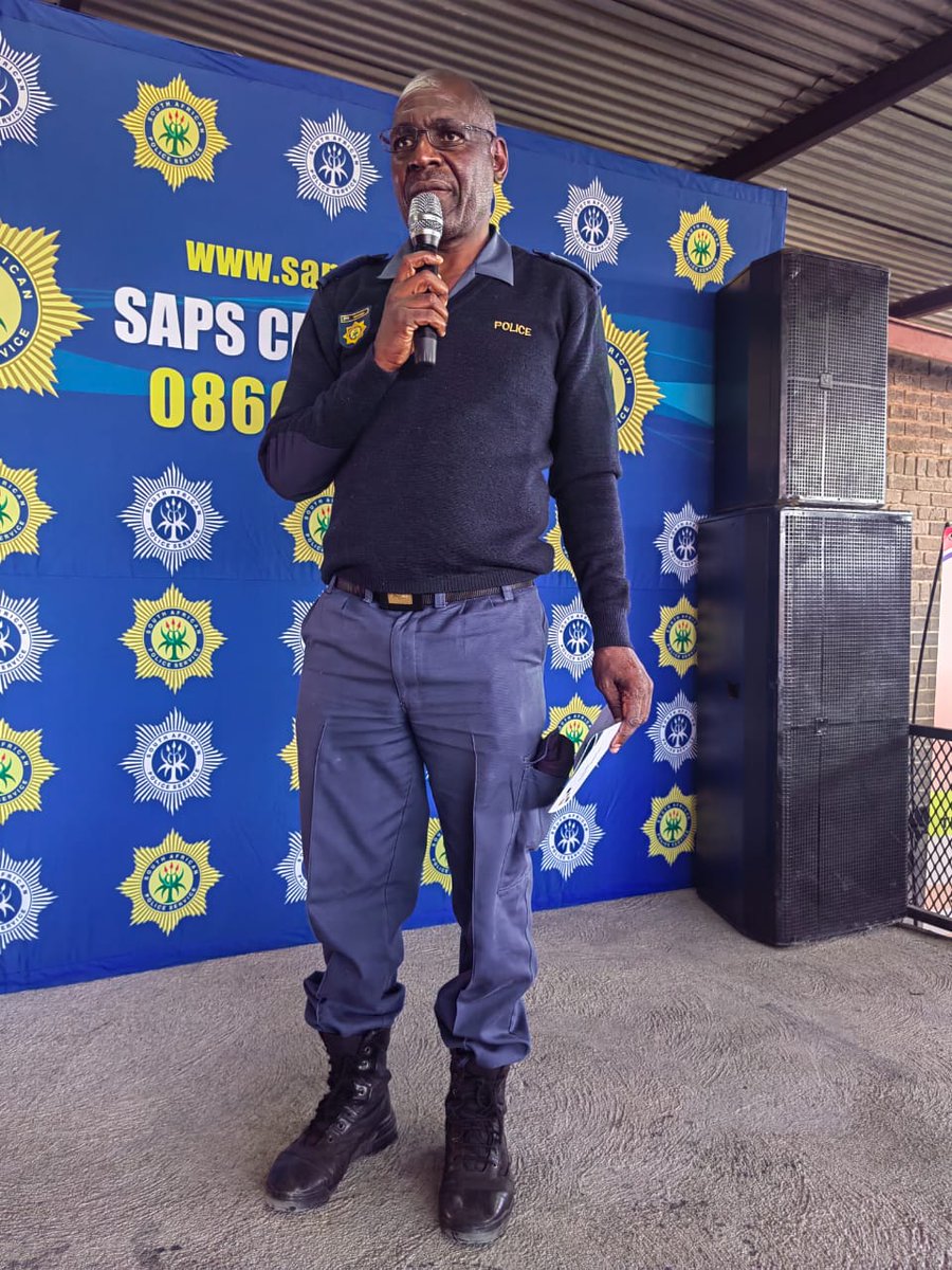 SAPoliceService's tweet photo. #sapsNW [HAPPENING TODAY] Mahikeng #SAPS along with various role players including Government Departments, NGO's and Liquor Traders Associations are addressing members of the community at Signal Hill village, outside Mahikeng today for Paint Away Gender Based Violence & Femicide (#GBVF) Outreach. 

Signal Hill is one of the areas with escalating GBVF related crimes in the policing precinct of Mahikeng, hence the Outreach which is intended to sensitise the community including patrons about the scourge, of which liquor is the main crime generator. The outreach is also aimed at creating awareness through painting of GBVF message on the wall of identified taverns, in this instance, "On Your Way Tavern" in Signal Hill. #EndGBV #CommunityOutreach ME