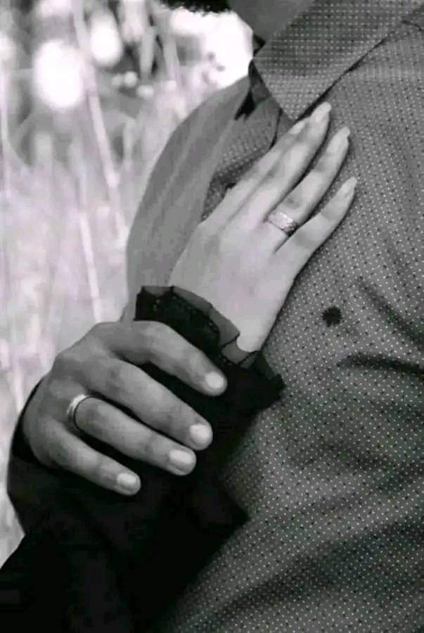 adem_ser's tweet photo. #Elimde olsa, belki de çoktan Bırakmıştım beklemeyi.
Ama #gönlümdesin, elde değil...!🦋❤🌼 https://t.co/YfZlwSaNfL