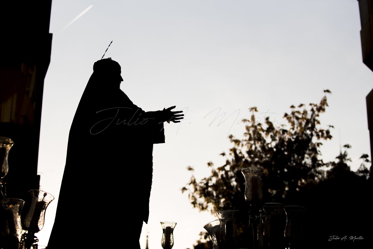 julioa_martin's tweet photo. Tardes de septiembre en Murcia

#DolorosaSanLorenzo #Murcia #GloriasMurcia #SanLorenzo #Salzillo #FranciscoSalzillo #VirgendelosDolores #ProcesionesMurcia #SemanaSantaMurcia https://t.co/hLOwTDOfTS