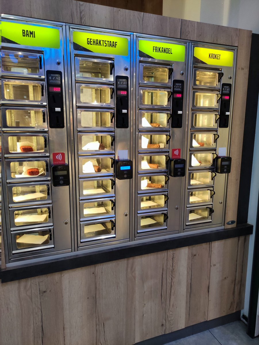 JollyJumper tweet media