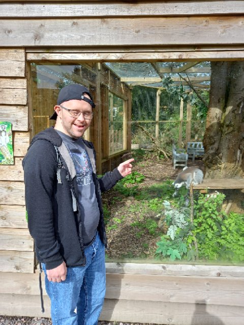 JW in Telford has been on some exciting adventures, putting some holes at mini golf ⛳️ and seeing all the different types of animals at the exotic zoo! 🐒 Wow, they sound like some great adventures, and it looks like you had such a good time!⭐️