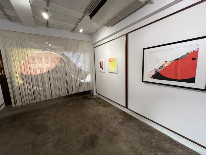 個展「いえ」、無事最終日を迎え、先ほど閉幕いたしましたご来場いただいた皆さま、本当にありがとうございましたこの展示期間を通して、また新たにこれまでの実践の意義を見つけることもできましたこの回顧的なものを後日noteなどにまとめ、それを総括としたいと思います。 