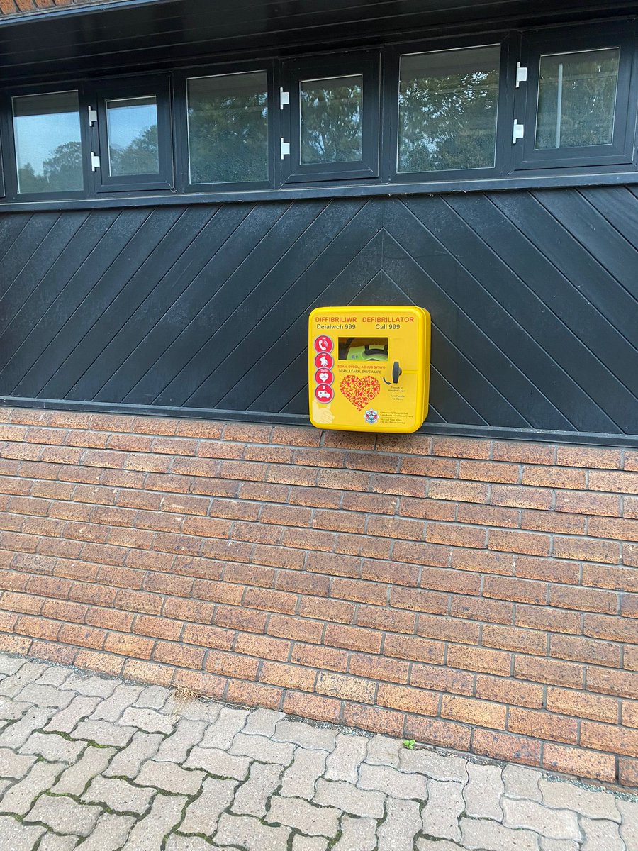 Community Defibrillator now live on the front of Newtown Fire Station.

When you call 999 for a Cardiac Arrest, you will be directed to your nearest defibrillator that is registered with Welsh Ambulance Services NHS Trust.