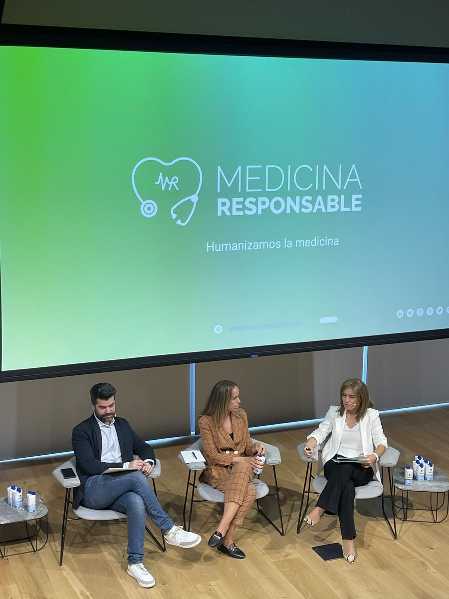 AEAPS's tweet photo. Inspiring Pharma Summit: Mesa 1, Humanización “Sentido y Sensibilidad en medicina”
Nuria Cordón, Directora en @Medicinarespon  “…La forma en que comunicamos también es medicina…“
#IPS23  @AEAPS https://t.co/yiRwYEOrUN