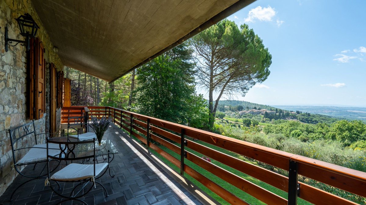 To Tuscany tweet media