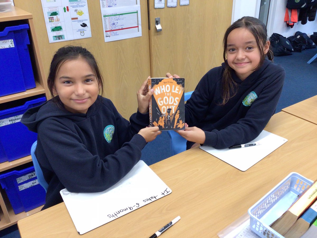 Year 6 loved listening to one of our favourite authors, Maz Evans at the #WaterstonesVirtualEvent. Maz gave us some helpful advice about writing quest stories- we have some very inspired authors here that are ready to write!📖